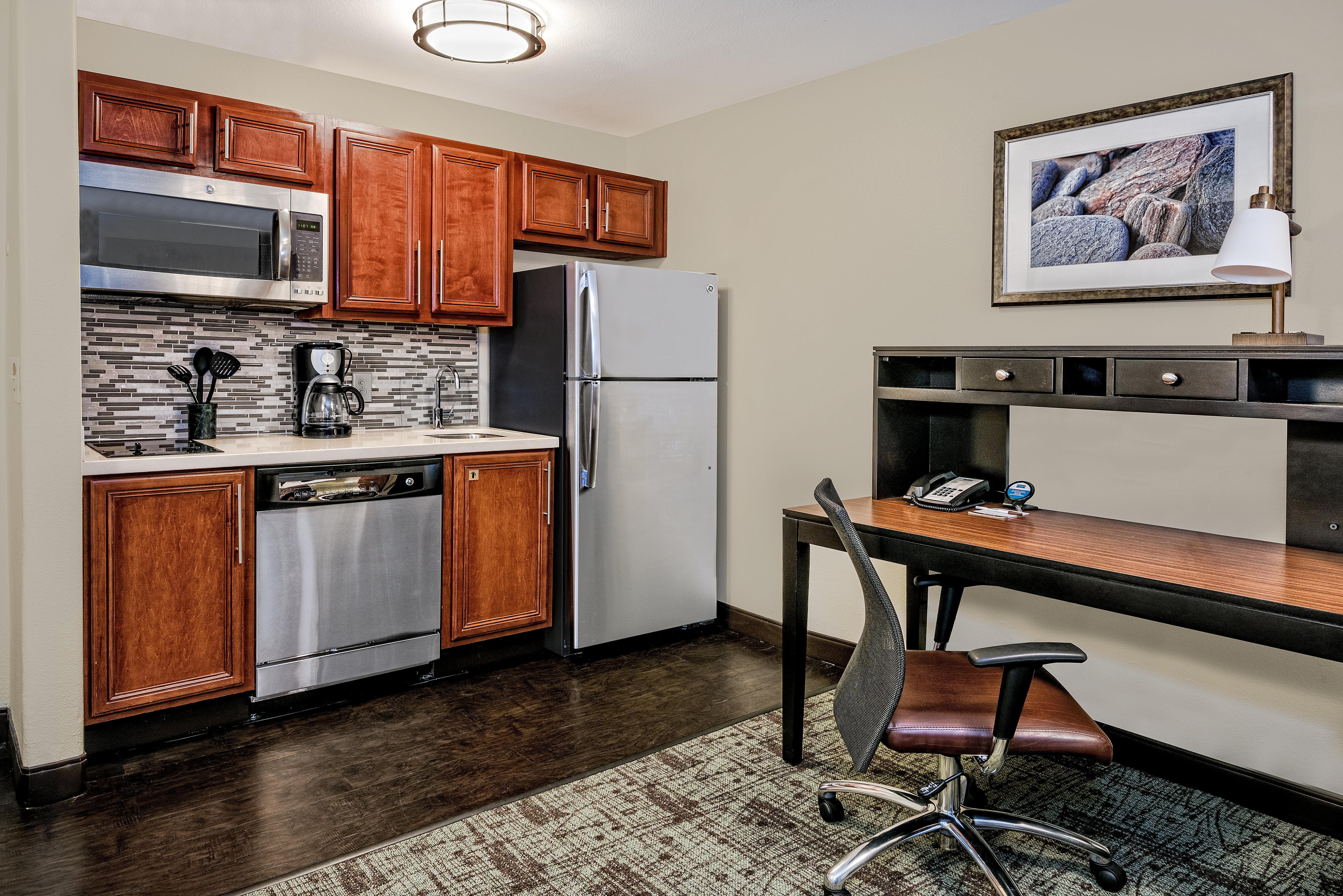 Staybridge Suites Lubbock-University Area By Ihg Екстер'єр фото