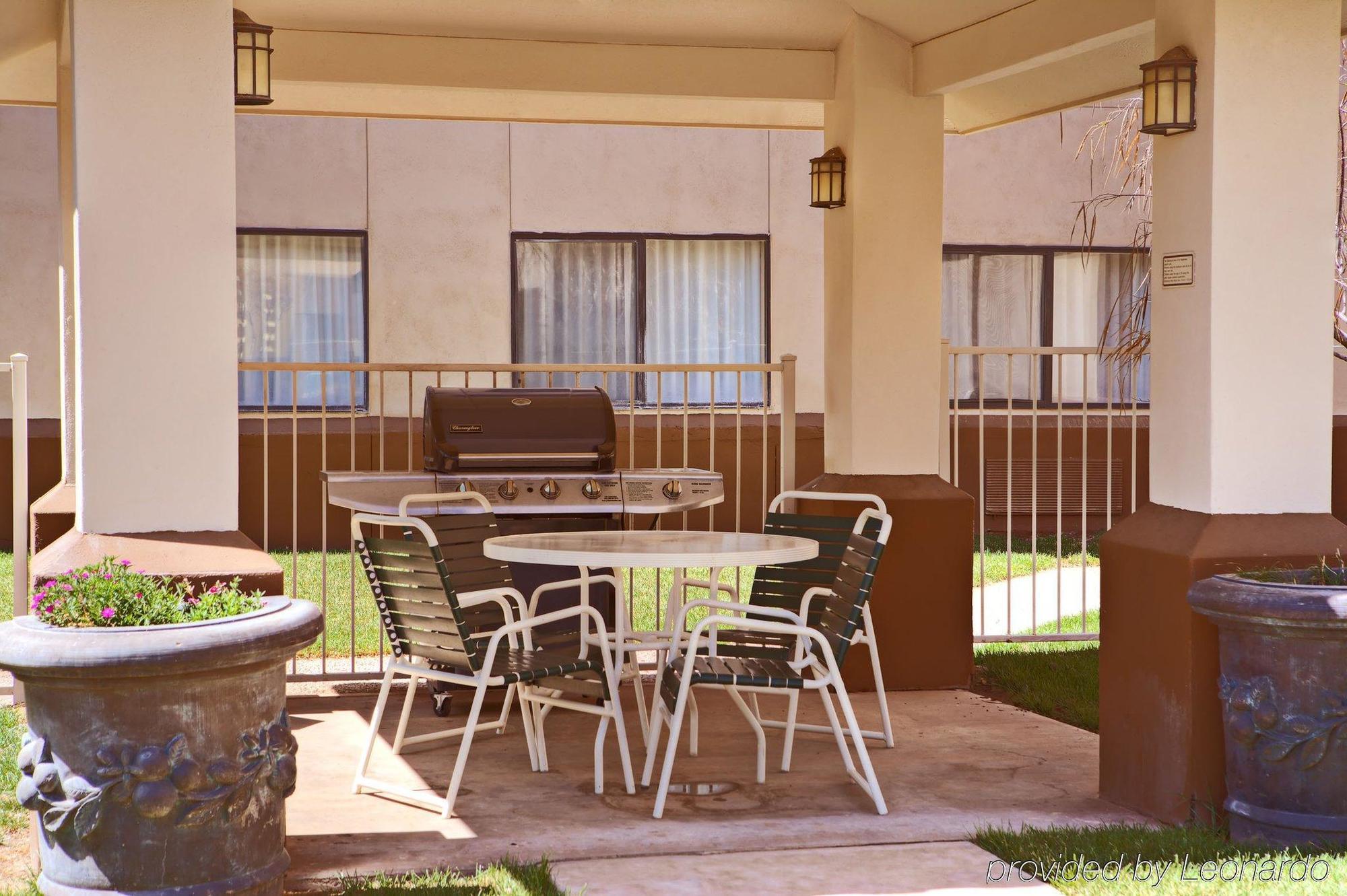 Staybridge Suites Lubbock-University Area By Ihg Екстер'єр фото