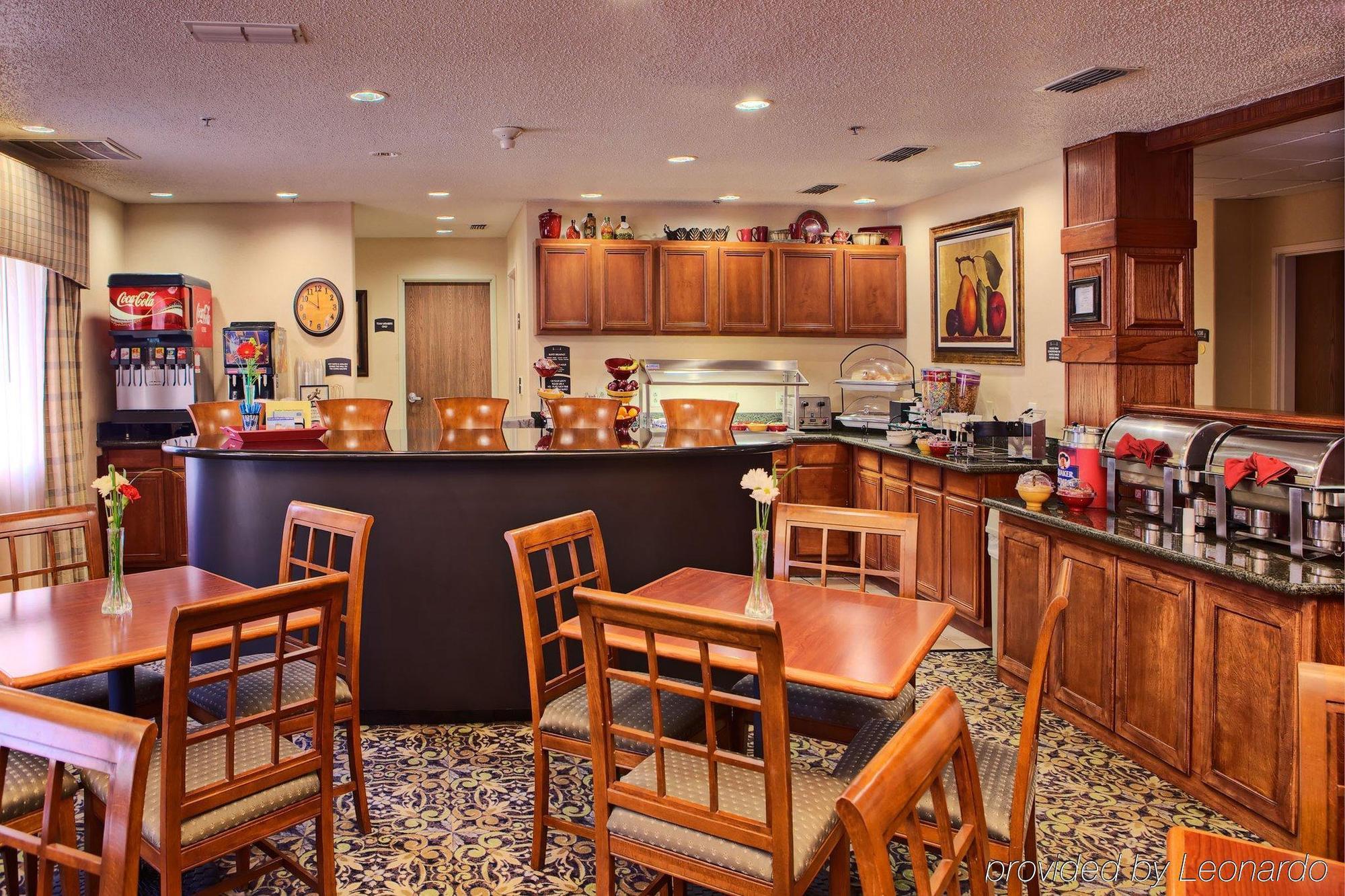 Staybridge Suites Lubbock-University Area By Ihg Екстер'єр фото