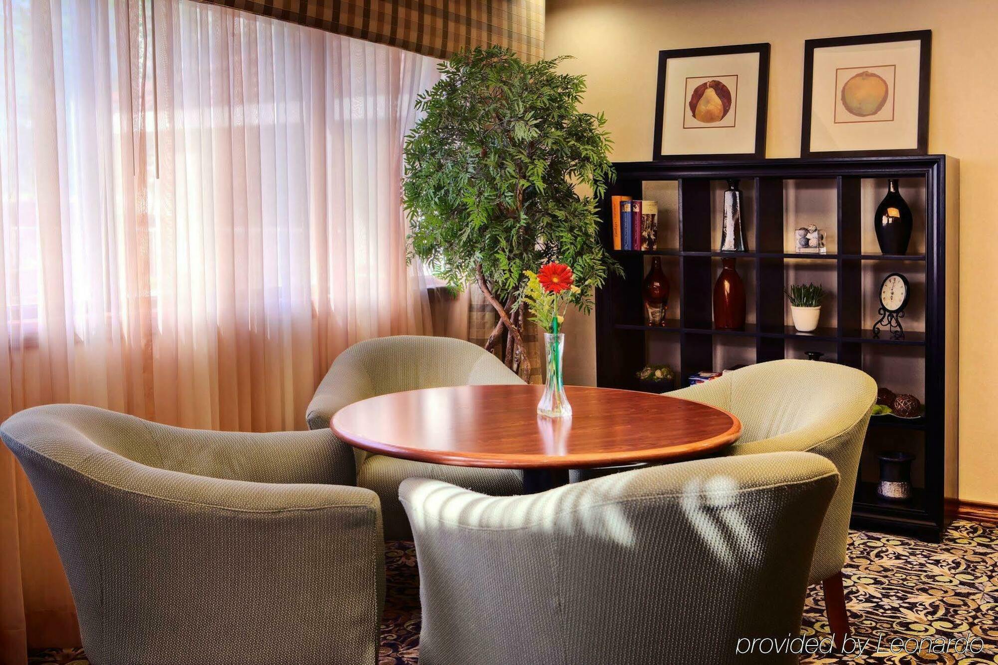 Staybridge Suites Lubbock-University Area By Ihg Екстер'єр фото