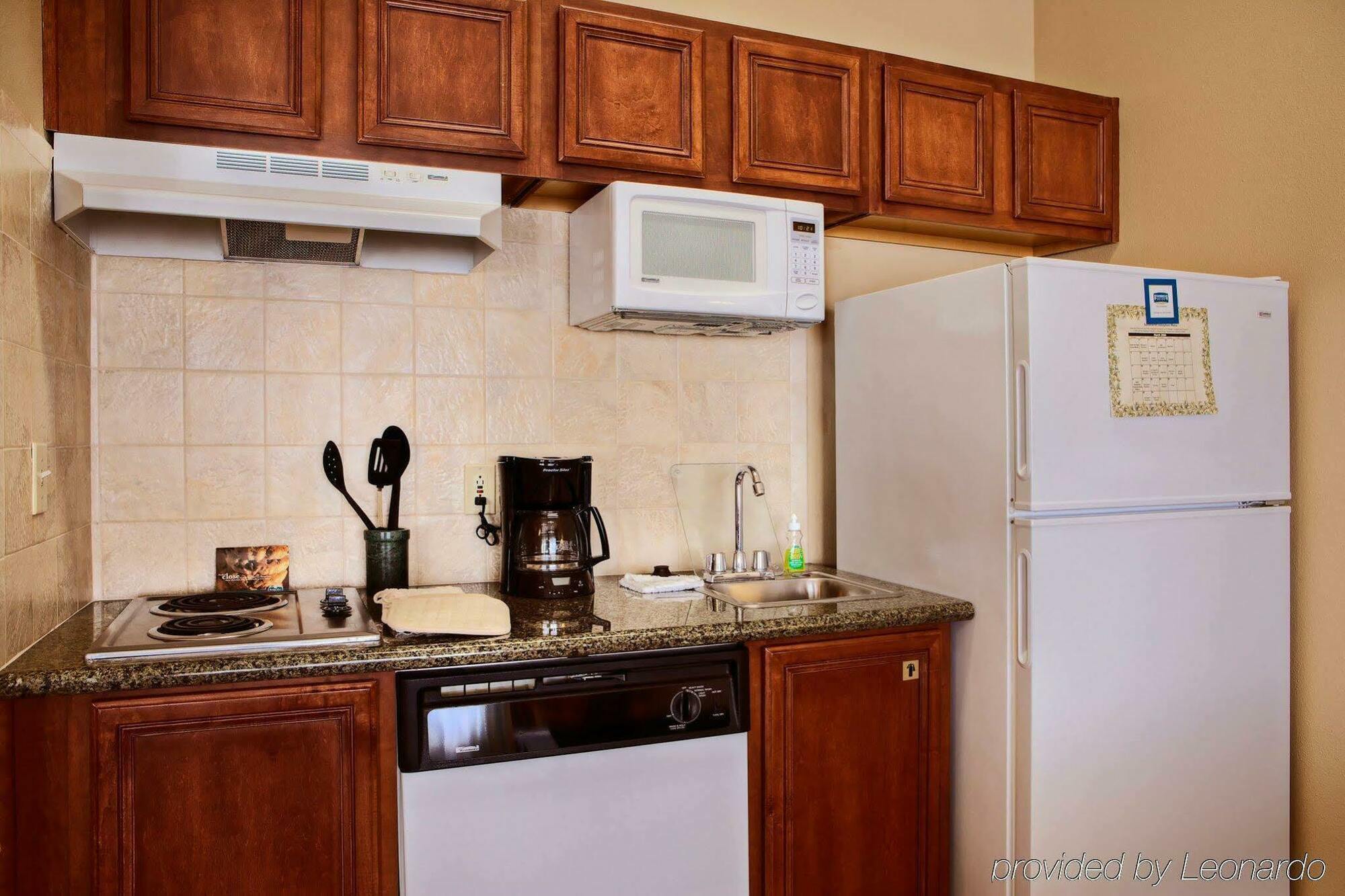 Staybridge Suites Lubbock-University Area By Ihg Екстер'єр фото
